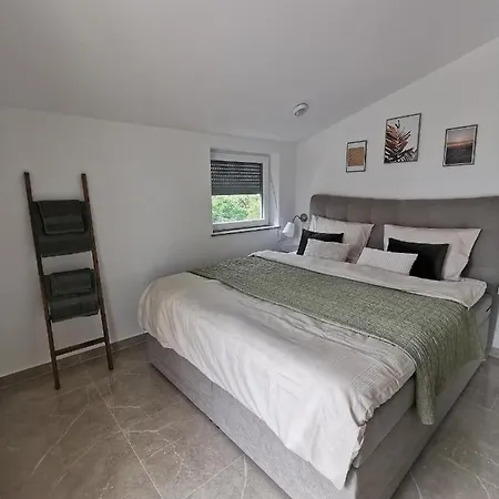 Feriehus Five Bedroom House Near Sandy Major Medulin