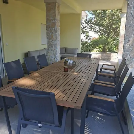 Casa vacanze Five Bedroom House Near Sandy Major