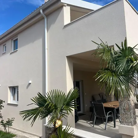 Five Bedroom House Near Sandy Major * Medulin