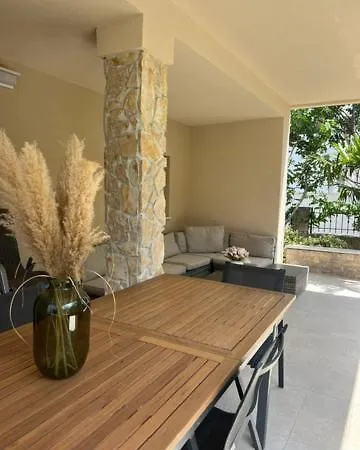 Feriehus Five Bedroom House Near Sandy Major *