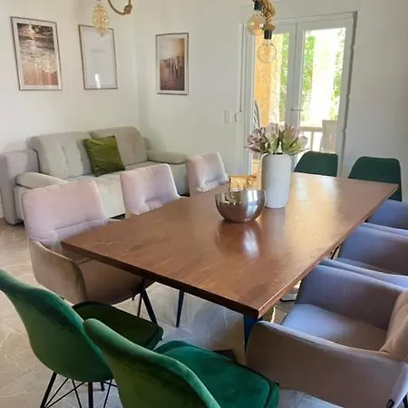 Five Bedroom House Near Sandy Major * Medulin